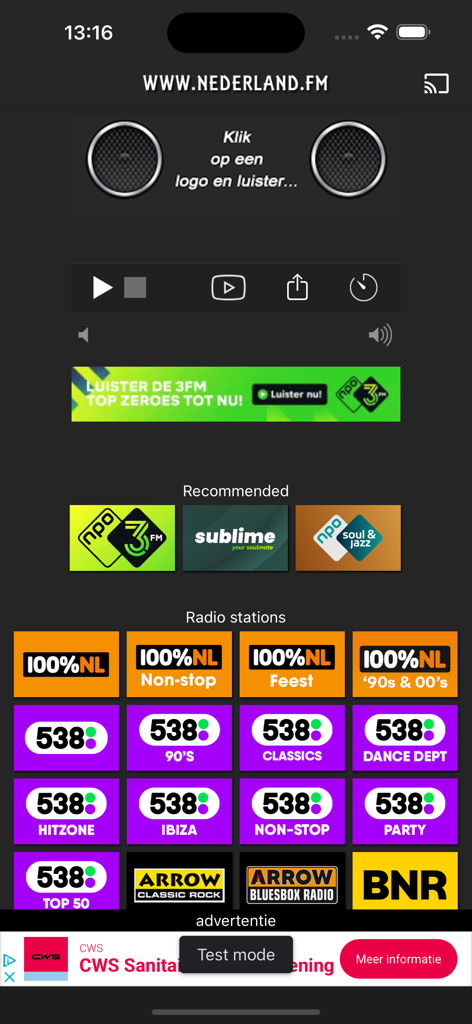 Interfaz de la aplicación móvil Nederland.FM que muestra una colección de logotipos de emisoras de radio holandesas y controles del reproductor de audio.