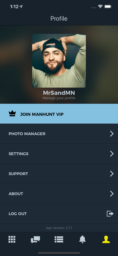 Manhunt – Gay Chat, Meet, Date - The profile settings screen of the Manhunt gay dating app showing account options and a VIP membership banner.