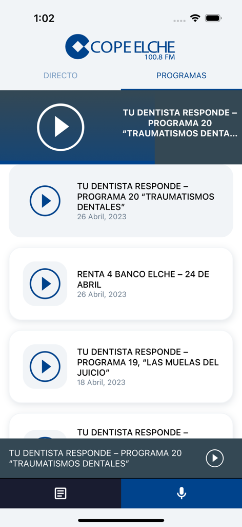 Pantalla de la aplicación Cope Elche que muestra una lista de programas de radio y botones de reproducción