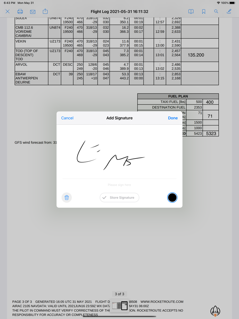 Digital signature interface on a flight log in the Skylegs EFB app for iPad.