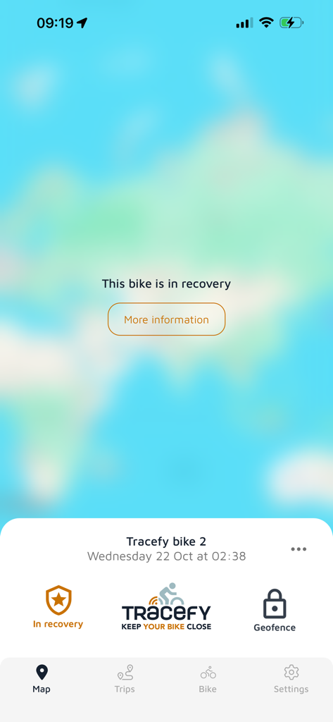 Tracefy Pro - Tracefy Pro mobile app screen showing a vehicle in recovery mode with geofencing status