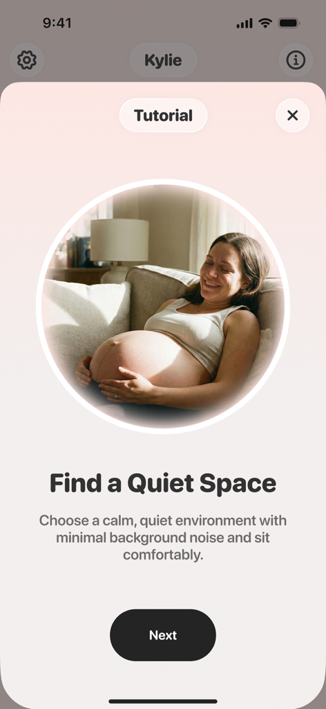 Baby Heartbeat Monitor - Molio - Molioアプリのチュートリアル画面。赤ちゃんの心音を聞くために静かな場所を見つけるようユーザーにアドバイスしています。