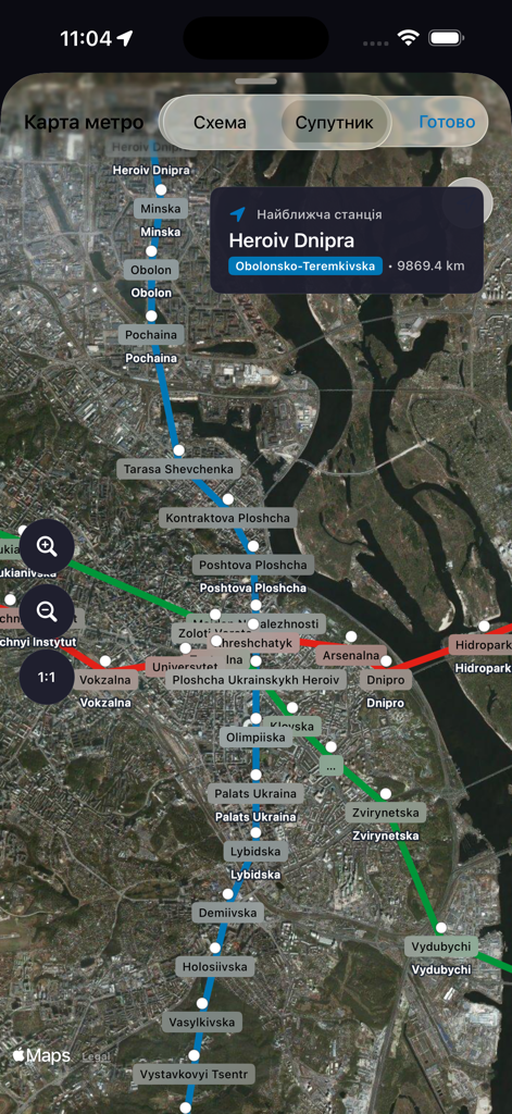 Metro Kiev Map - Satellitenkartenansicht von Kiewer Metrostationen und Linien mit englischen Beschriftungen