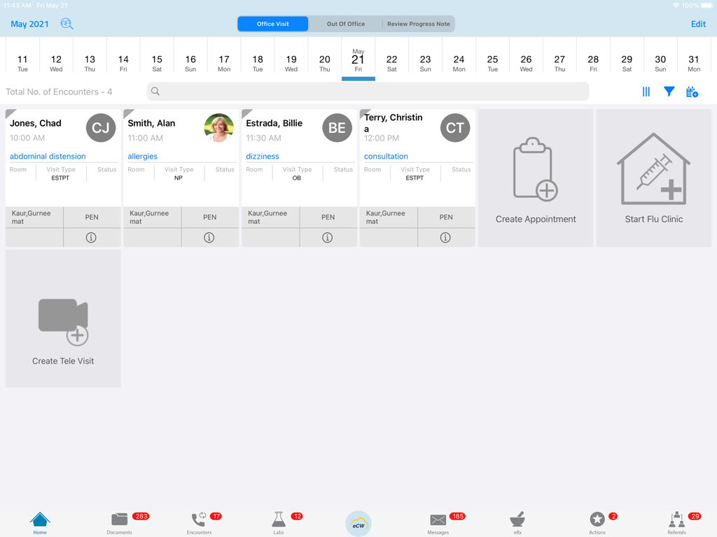 eClinicalTouchアプリのダッシュボードに、iPad上で患者の予約と医療ワークフローオプションの日次スケジュールが表示されています。