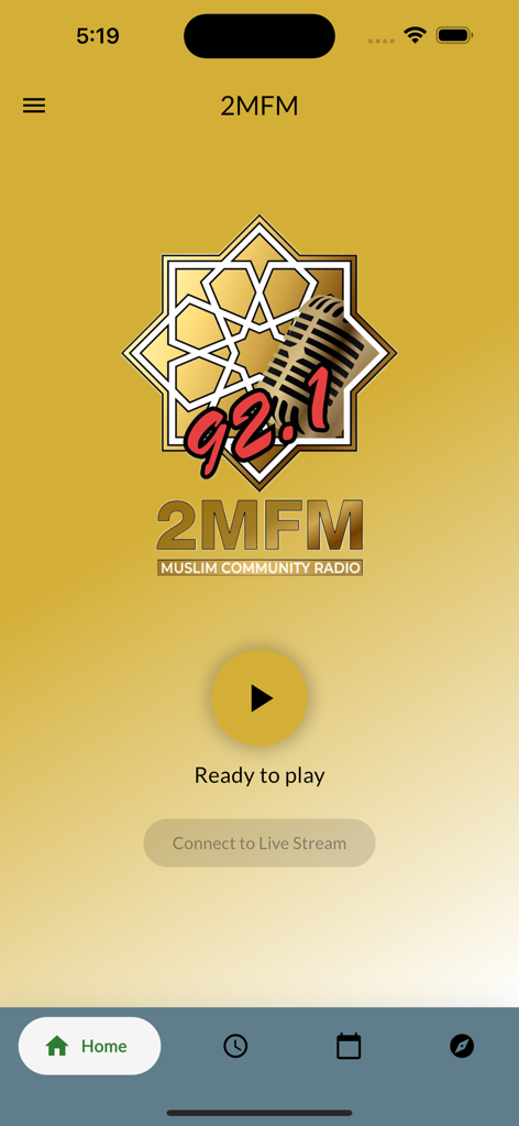 Home screen of the 2MFM Muslim Community Radio app with a central play button for live streaming