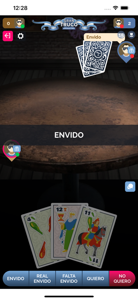 Gran Truco Argentino - Mobile gameplay of Gran Truco Argentino showing a card match with an Envido call and action buttons.