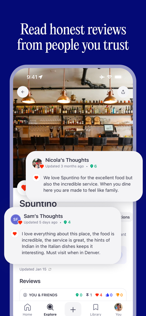 North - Save & Share Places - Interfaz de la aplicación North que muestra reseñas y valoraciones personales de restaurantes de amigos para un lugar llamado Spuntino.