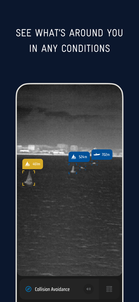 Vue de vision nocturne thermique dans l'application SEA.AI Oceanus identifiant des navires à différentes distances pour l'évitement des collisions maritimes.