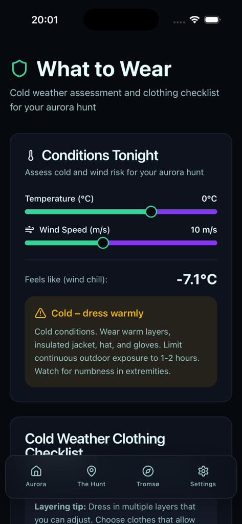 Aurora Tromso App-Bildschirm mit einer Kaltwetterbewertung und einer Kleiderliste für die Aurora-Jagd