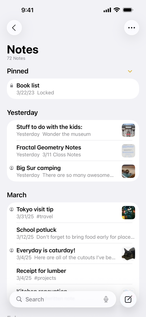 Notes - Main interface of Apple Notes app displaying a list of pinned and chronological notes with preview thumbnails