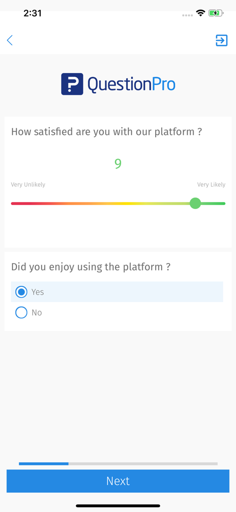 QuestionPro - Offline Surveys - Interface d'enquête mobile QuestionPro affichant un curseur de satisfaction et des questions de commentaires.