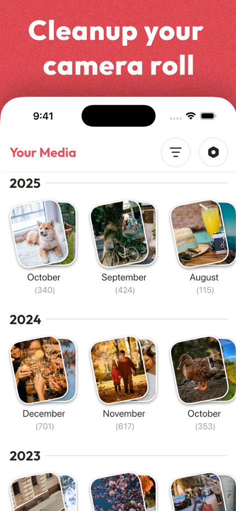Photo Delete Swipe : Swiper - Photo library organized by month in the Swiper app for easy camera roll cleanup