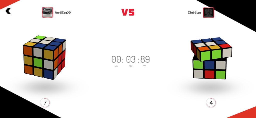 Rubik's Connected - Écran de bataille Rubik's Cube en tête-à-tête montrant deux joueurs s'affrontant avec des cubes numériques en temps réel et un chronomètre.