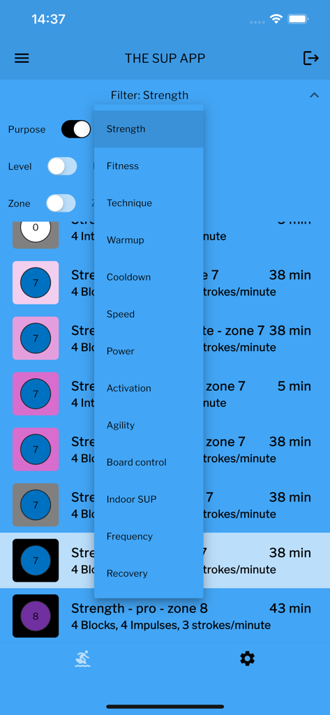 The Sup App - The Sup App의 모바일 화면으로 강도 및 기술과 같은 목적별 패들보드 운동을 필터링하는 드롭다운 메뉴 표시