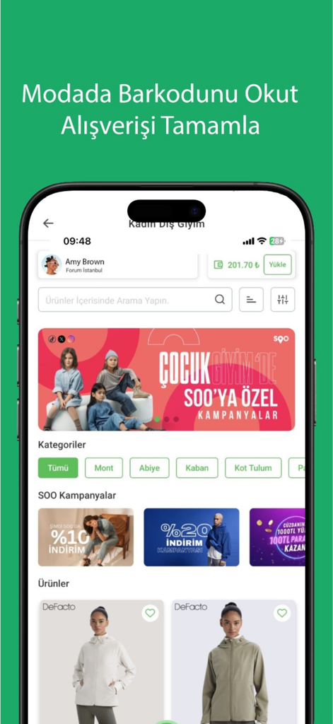 Interface of the SOO shopping app showing fashion product categories and promotional banners