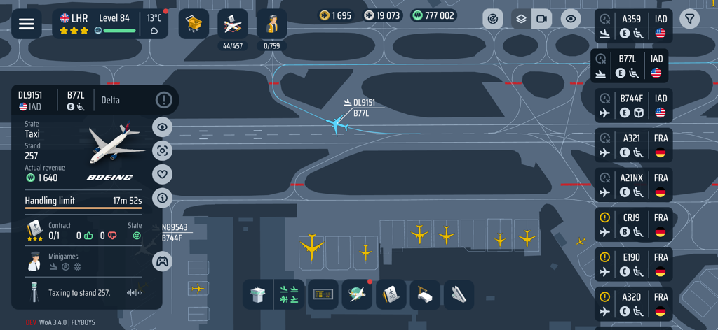 Vista estratégica aérea de la interfaz de gestión aeroportuaria y seguimiento de vuelos en World of Airports.