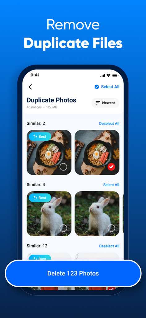 iCleaner・Clean up storage - Interface showing duplicate photos grouped for removal in the iCleaner storage app