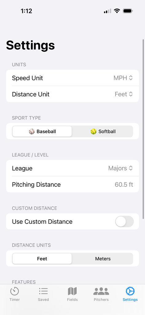Pantalla de configuración de la aplicación Baseball Speed para elegir el tipo de deporte y las unidades de distancia.