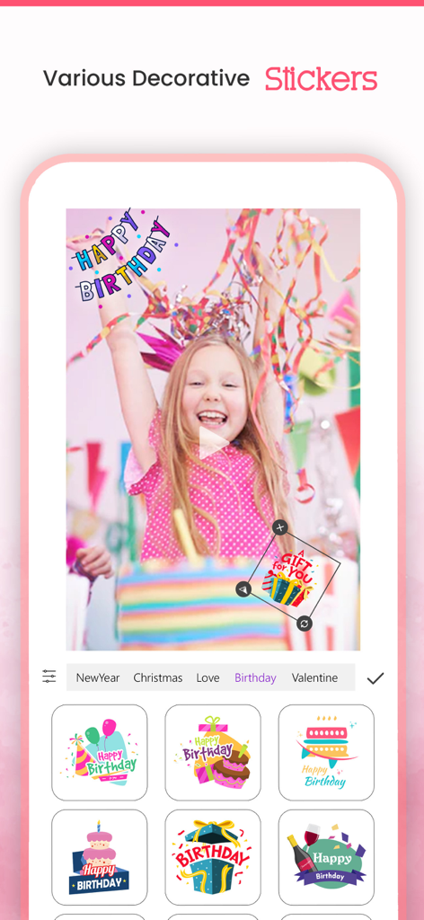 Video Maker - Slideshow Editor - Menu de seleção de adesivos decorativos de aniversário na interface do aplicativo Criador de Vídeos Editor de Slideshows.