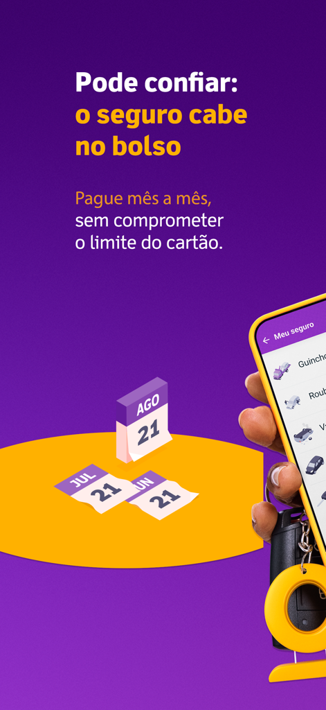 Smartphone interface of Youse Seguros highlighting monthly payments and car insurance benefits