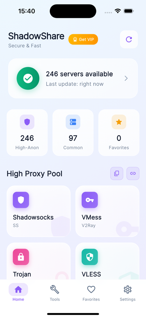 ShadowShare - Der Startbildschirm der ShadowShare-App, der verfügbare Proxy-Server und Protokolle wie Shadowsocks und VMess anzeigt.