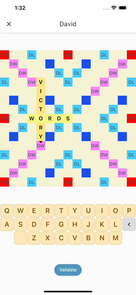 Score Keeper for Word Games - Interfaz de tablero digital para introducir palabras y calcular puntuaciones en un juego tipo Scrabble