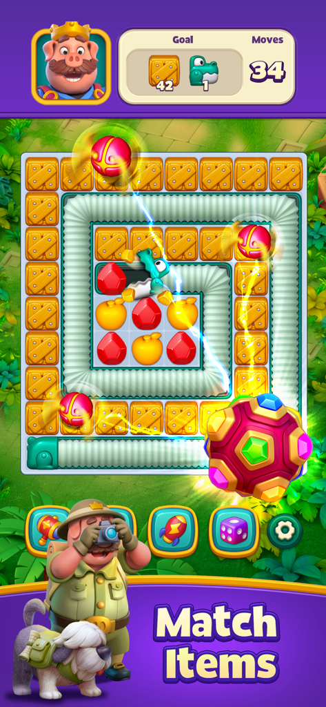 A vibrant match 3 puzzle board in Piggy Kingdom with colorful gems and character icons