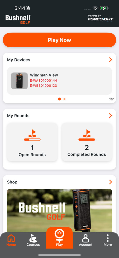 Der Startbildschirm der Bushnell Golf Mobile App zeigt gekoppelte Geräte und verfolgte Golfrunden