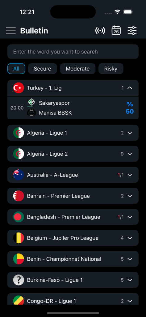 The Which Win app bulletin interface showing a list of soccer matches categorized by risk level for sports betting analysis.