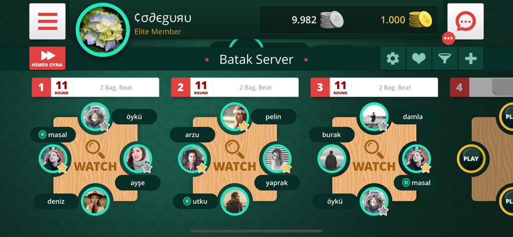Spades Onlineゲームロビー、複数のアクティブなテーブルとプレイヤーのアバターを表示