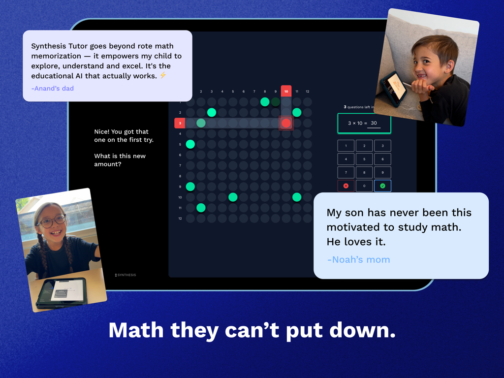Synthesis Math Tutor - Interfaz de la aplicación Synthesis Math Tutor que muestra una tabla de multiplicación junto con testimonios positivos de padres y fotos de niños sonrientes usando la aplicación.