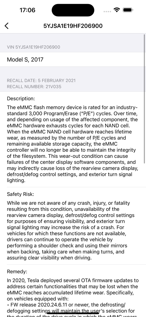 Oberfläche der Tesla-Ersatzteil-App, die Rückrufdetails für ein Tesla Model S von 2017 anzeigt, einschließlich Beschreibung, Sicherheitsrisiko und Abhilfemaßnahmen