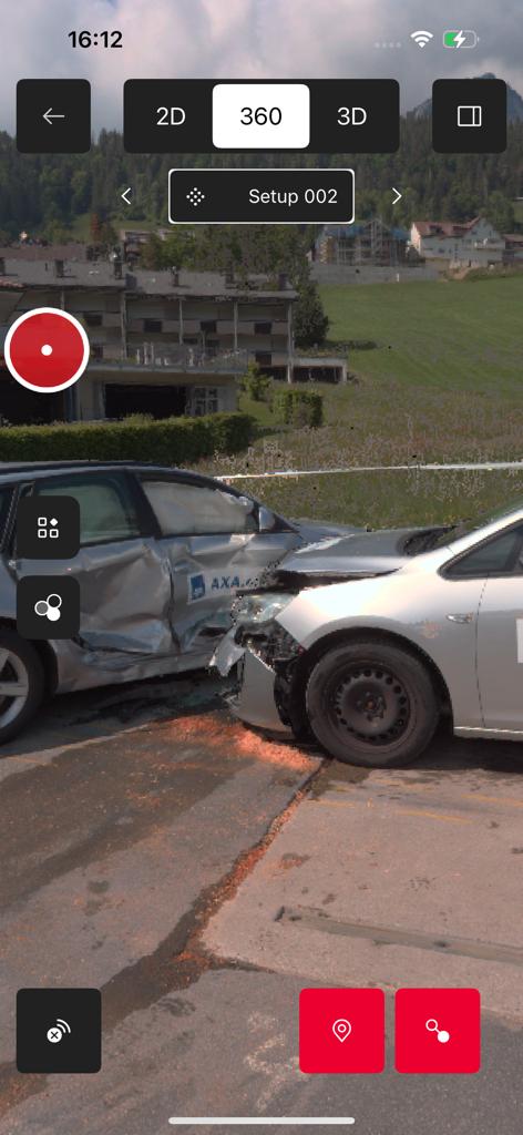 Leica Cyclone FIELD 360 app interface displaying a 360 degree panoramic scan of a car accident scene for professional documentation