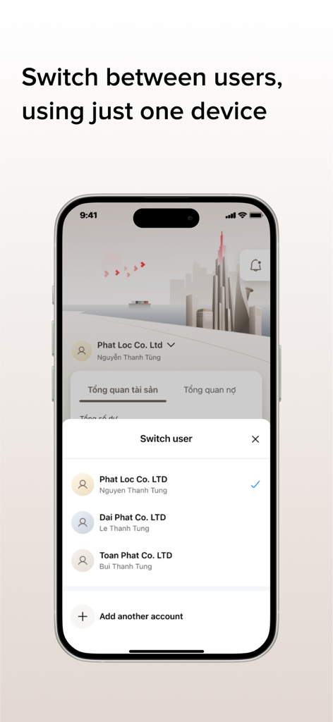 Tela móvel mostrando a interface do aplicativo Techcombank Business com um menu de troca de usuário para gerenciar várias contas corporativas em um único dispositivo