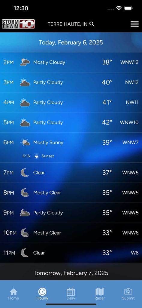 Storm Team 10 - WTHI Weather - Storm Team 10 WTHI気象アプリの、インディアナ州Terre Hauteの1時間ごとの気象予報。