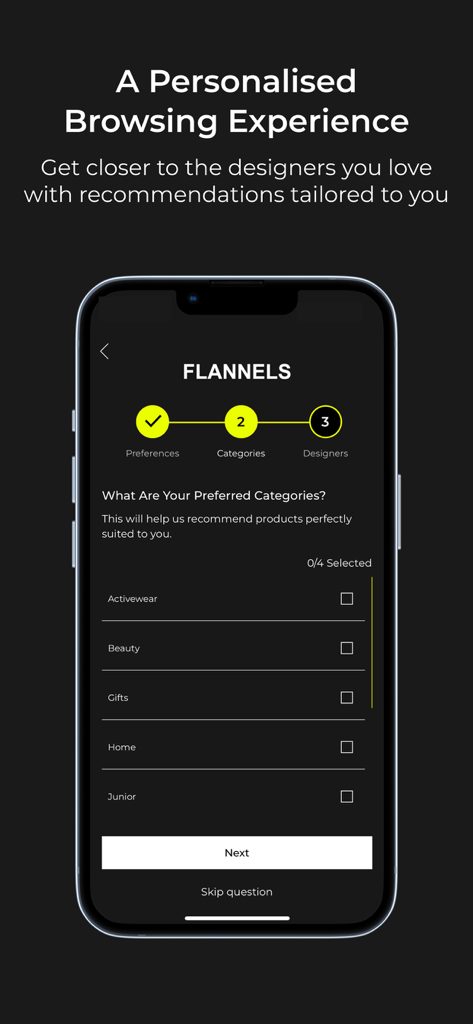 Flannels - Interface de l'application Flannels montrant un écran de configuration de navigation personnalisé où les utilisateurs peuvent sélectionner leurs catégories de shopping préférées comme le sportswear et la beauté
