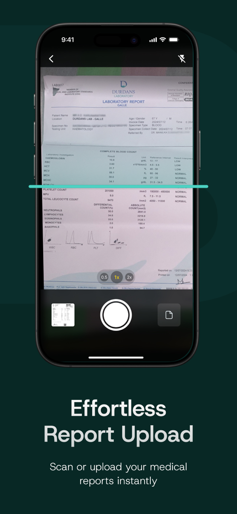 Ayubo - Interfaz de la aplicación Ayubo que muestra la función de carga de informes médicos sin esfuerzo al escanear un informe de laboratorio con la cámara de un teléfono inteligente.