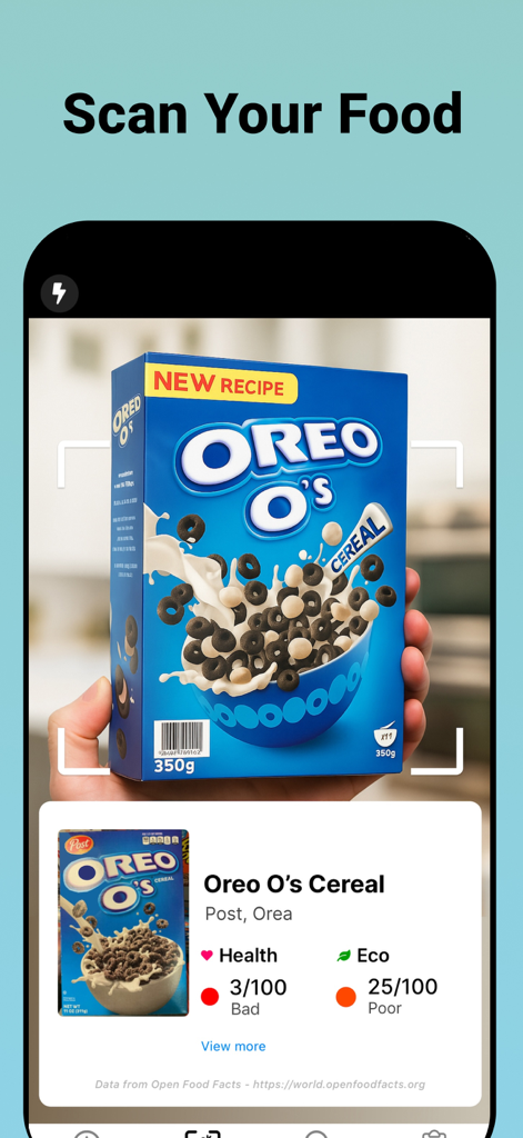 Pantalla de smartphone que muestra la aplicación Suavita escaneando una caja de cereales para mostrar sus puntuaciones de salud y ecológicas.