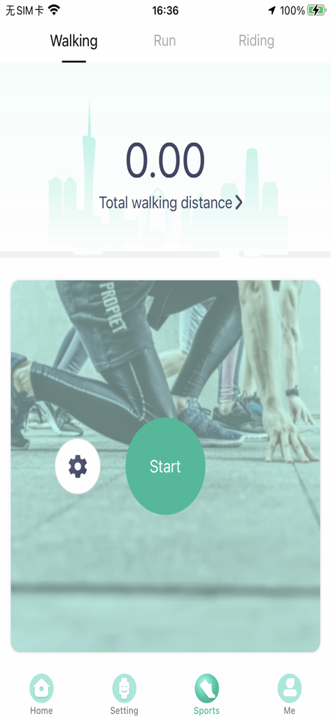 FitPro app interface showing the walking distance tracker and a green start button for sports activities.
