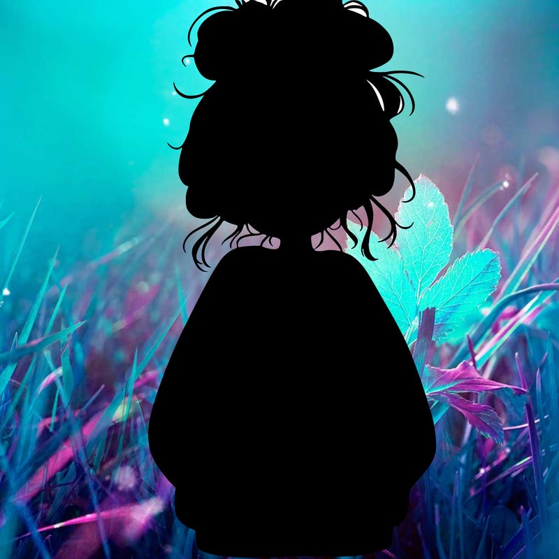 girl with baggy sweatshirt and messy bun