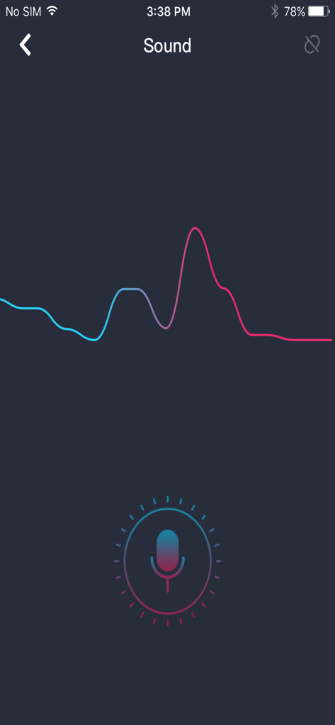 FOLOVE REMOTE - FOLOVE REMOTEアプリのサウンドコントロールインターフェースには、カラフルなオーディオ波形とマイクアイコンが表示されています。
