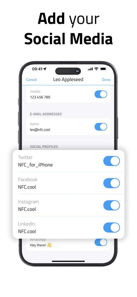 NFC.cool 앱에서 디지털 명함에 Twitter 및 LinkedIn과 같은 소셜 미디어 프로필을 추가하는 인터페이스