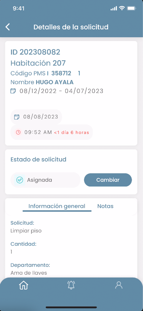 Innsist HoS - Innsist HoS mobile app interface showing a detailed hotel service request for room cleaning.