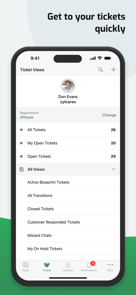 Zoho Desk - Panel de la aplicación móvil Zoho Desk que muestra varias vistas de tickets y categorías de soporte para un acceso rápido.