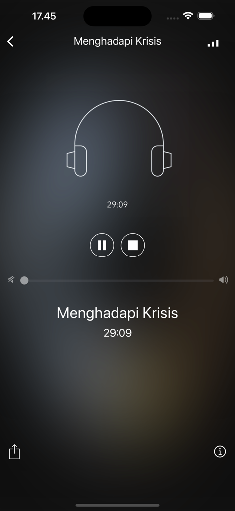 Audio player interface of the Ceramah KH Zainuddin MZ app featuring a lecture titled Menghadapi Krisis with playback controls.