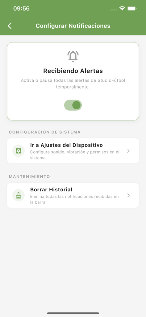 StudioFutbol - Écran de configuration des notifications de l'application StudioFutbol en espagnol montrant des interrupteurs d'alerte et des paramètres système.