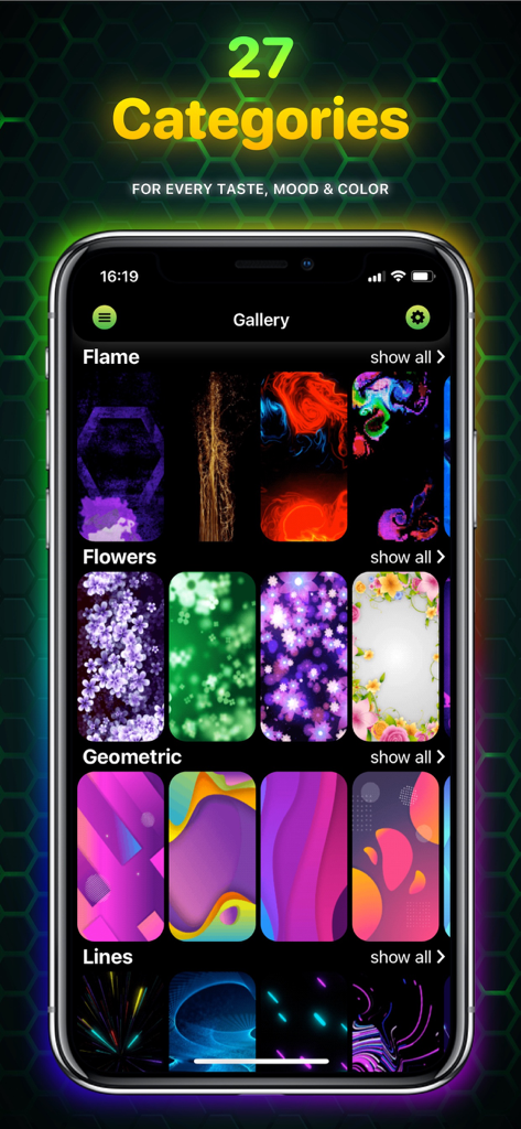 Ampere: Charging Animation App - Un teléfono inteligente mostrando la galería de la aplicación Ampere con diversas categorías de animaciones de carga como Fuego, Flores, Geométrico y Líneas.