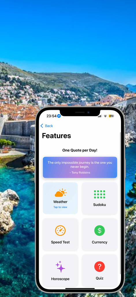 Interfaz de la aplicación Hrvatski Radio mostrando una cuadrícula de funciones como el clima, el sudoku y citas diarias