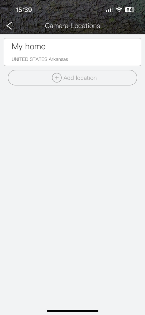 Schermata dell'app Ucon per la gestione delle posizioni delle fotocamere, con una posizione domestica salvata in Arkansas e un pulsante per aggiungere una posizione.