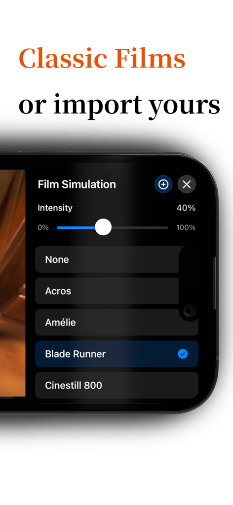 MistLens - Interface do aplicativo móvel MistLens mostrando uma lista de filtros de simulação de filme cinematográfico, incluindo Blade Runner e Cinestill 800 com um controle deslizante de intensidade
